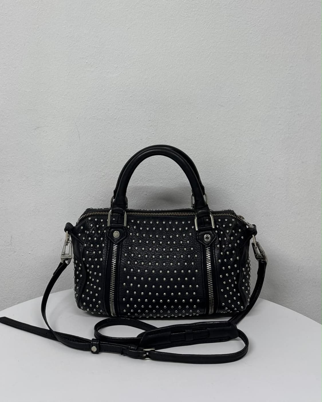 자딕앤볼테르 XS 써니 스터드 가죽 미니 투웨이 크로스 토트백 상품이미지4