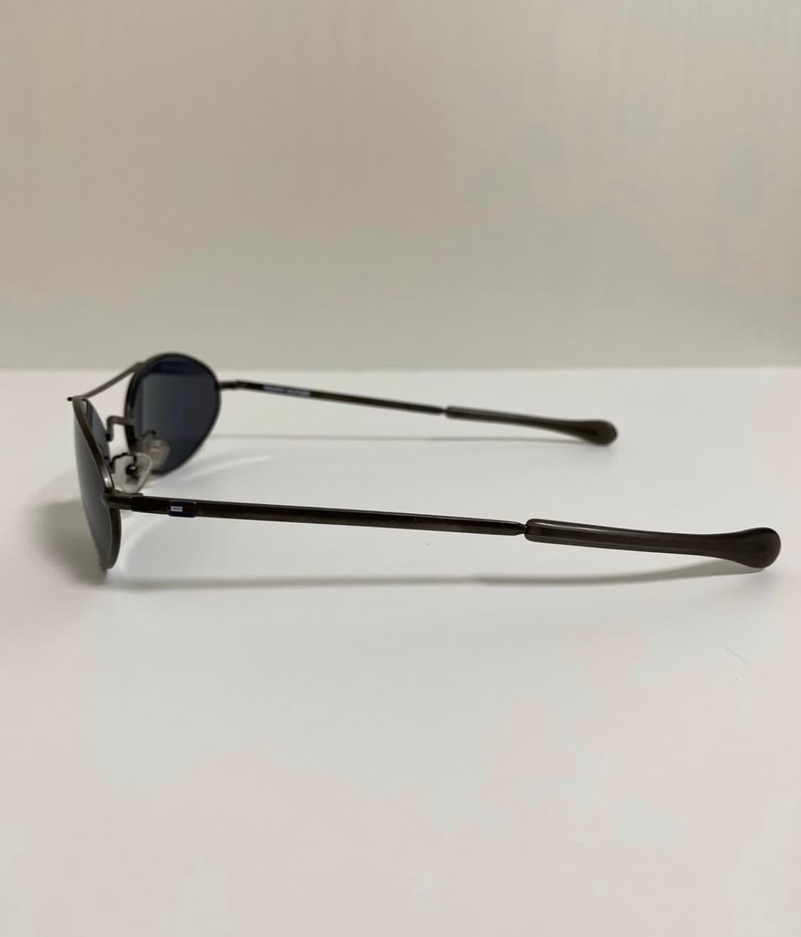 19954 TOMMY HILFIGER SUNGLASSES OG 상품이미지3