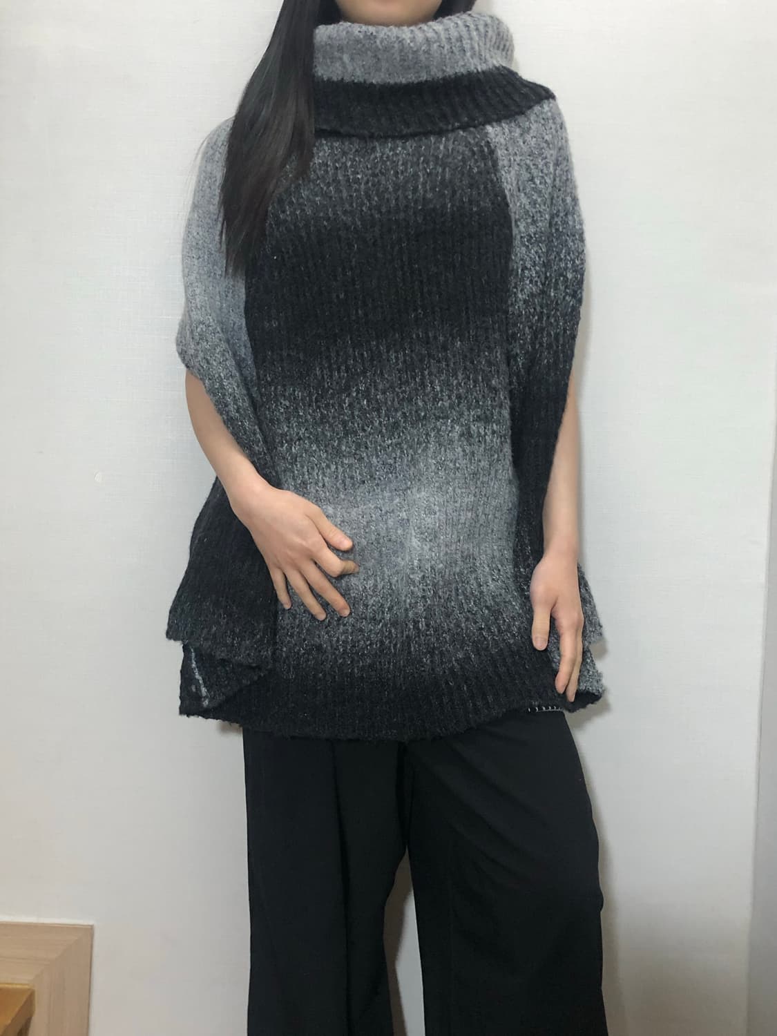 빈티지 블랙 그레이 그라데이션 니트 상품이미지2