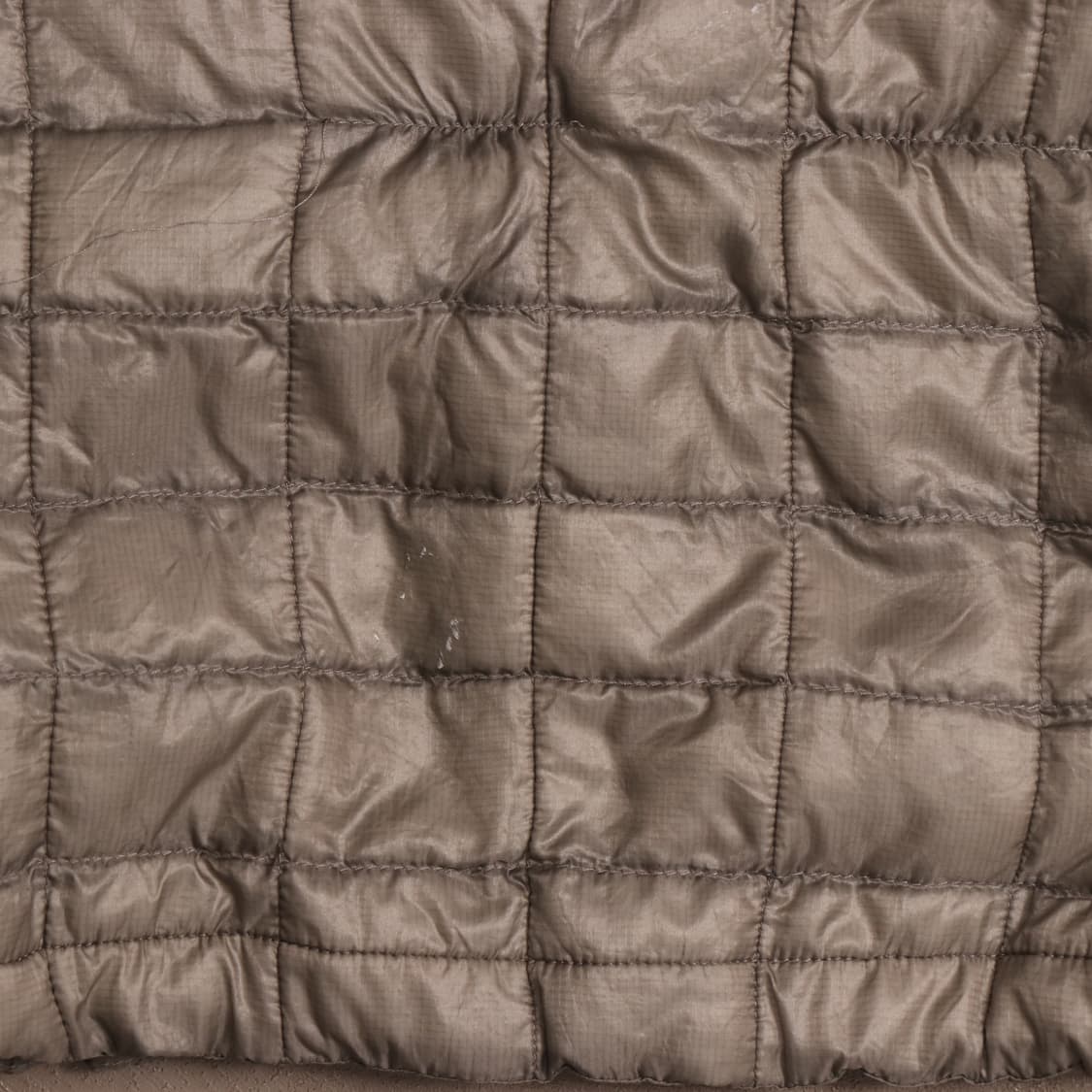 노스페이스 올리브 카키 경량 패딩 A1715 상품이미지8