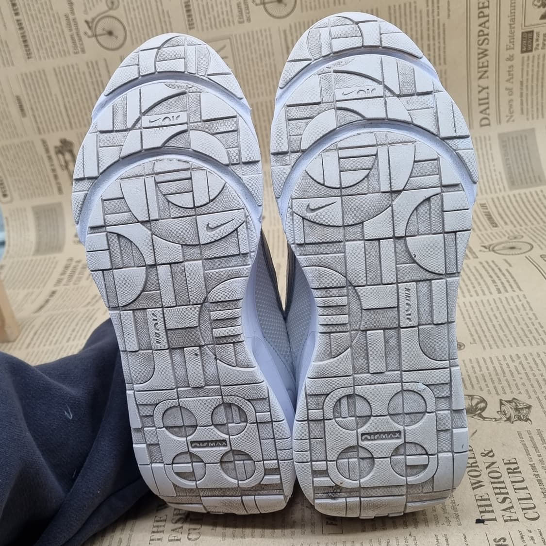 나이키 에어맥스 인터락 운동화 250 상품이미지3