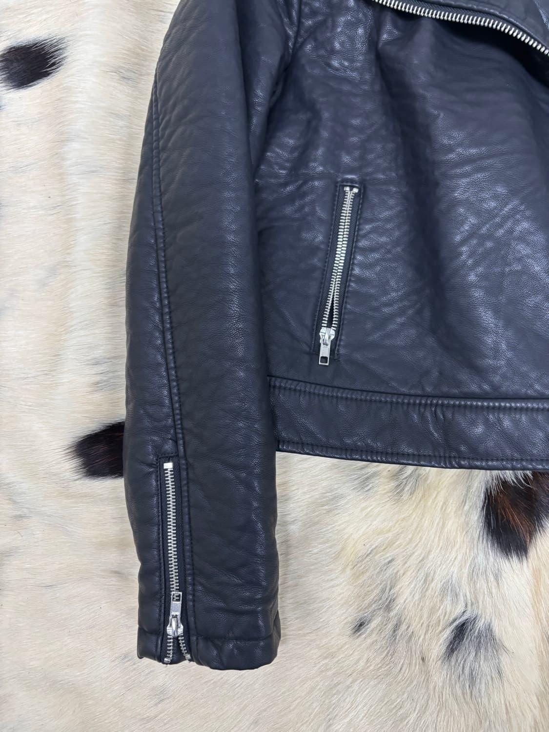 White Fur Trimming Black Chic Leather Ja 상품이미지2