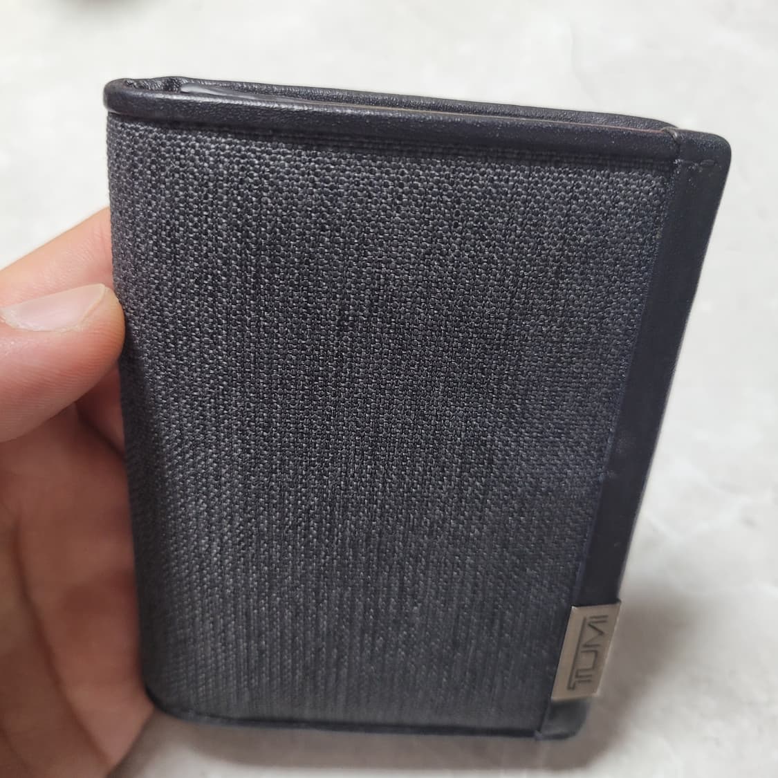 정품 투미 블랙 명함 지갑 상품이미지3