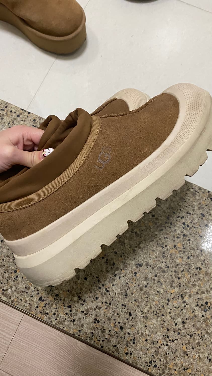 어그 타스만 웨더 하이브리드 체스트넛 화이트캡 상품이미지3