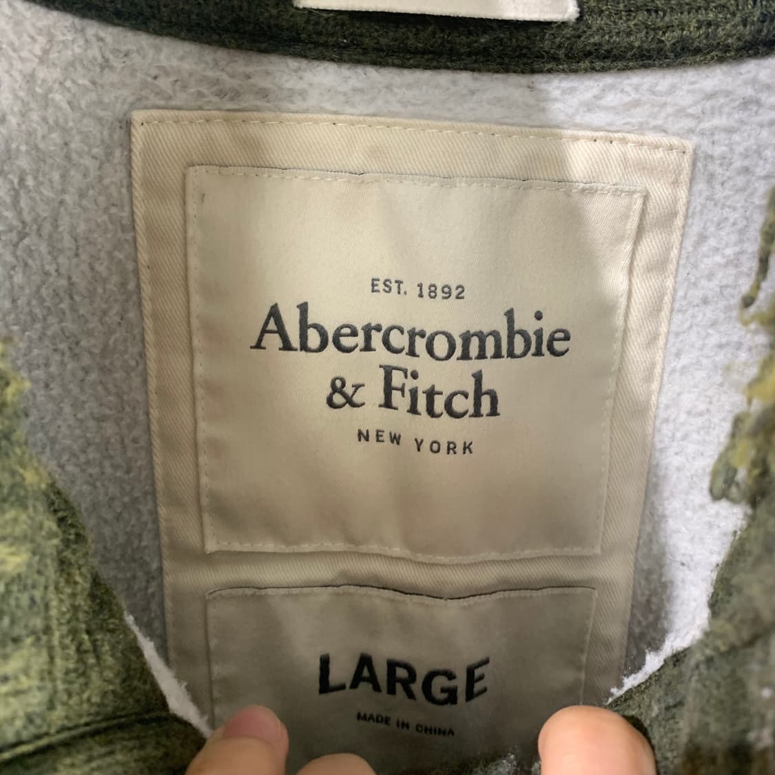 아베크롬비 산양로고 카키 버튼 맨투맨 상품이미지5