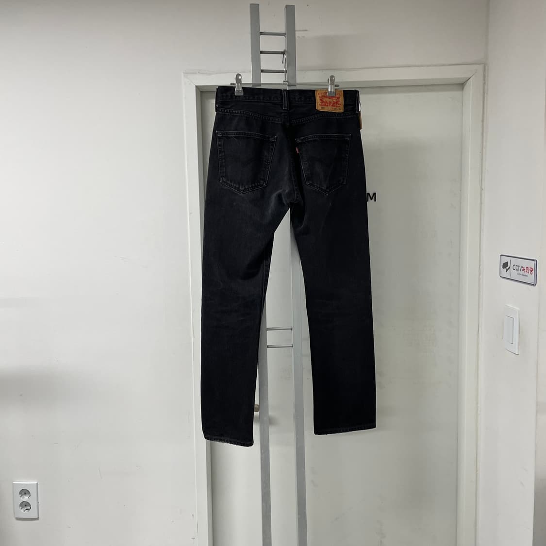 리바이스 501 흑청 데님 팬츠 W31 L30 상품이미지1
