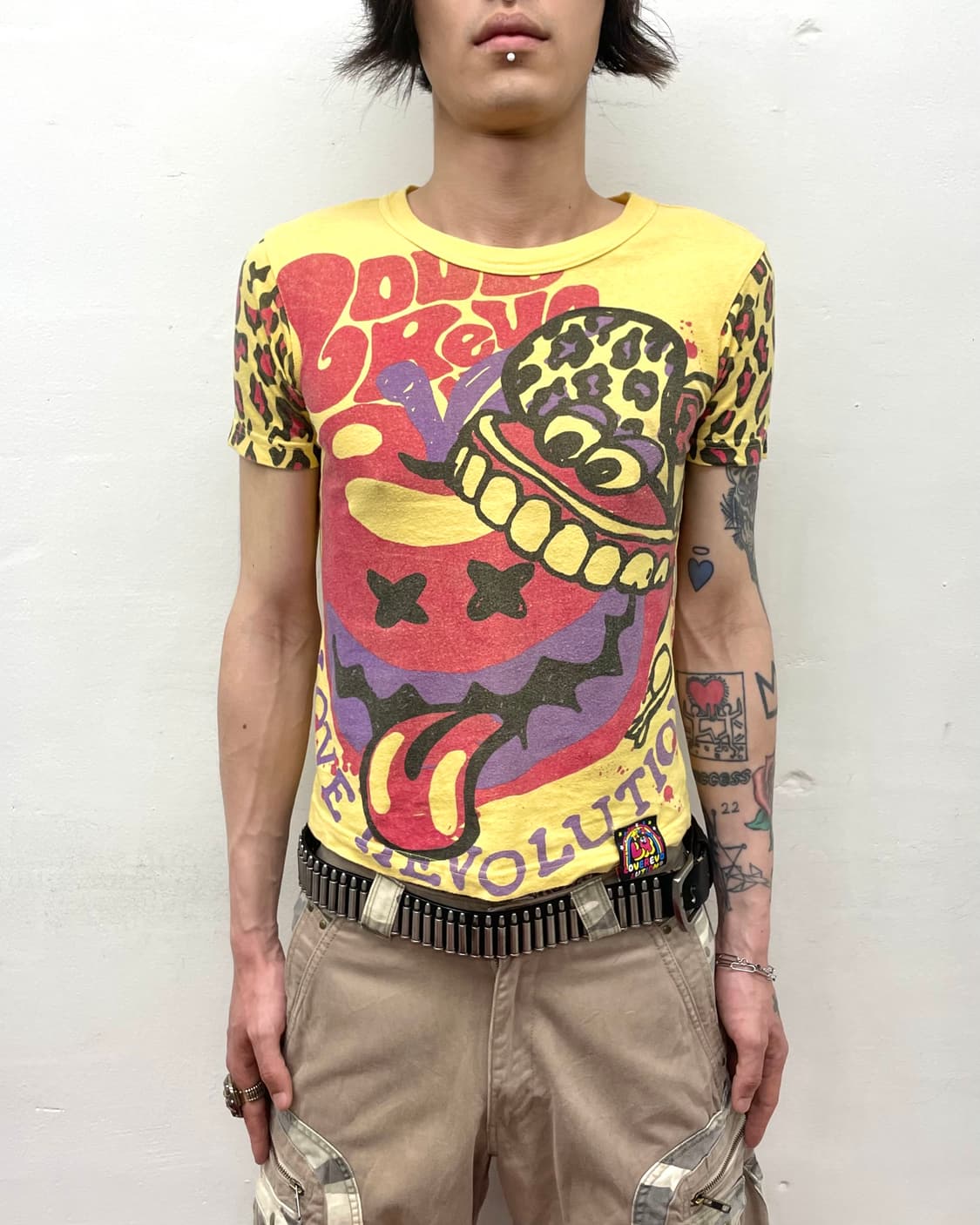 Leopard Apple Devil Yellow T-shirt 상품이미지1