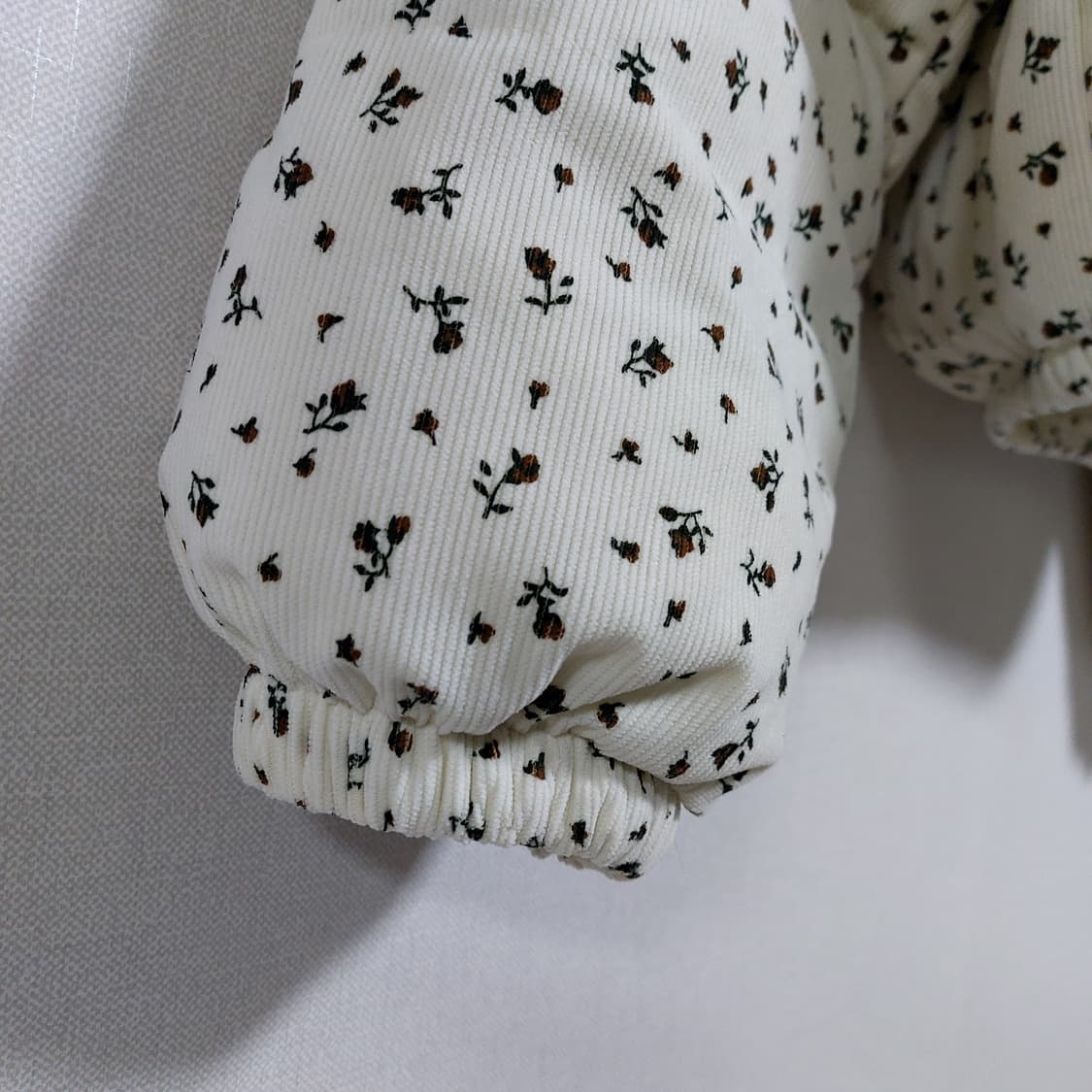 코듀로이 플라워 숏패딩 잔꽃 골덴 세미크롭 점퍼 상품이미지6