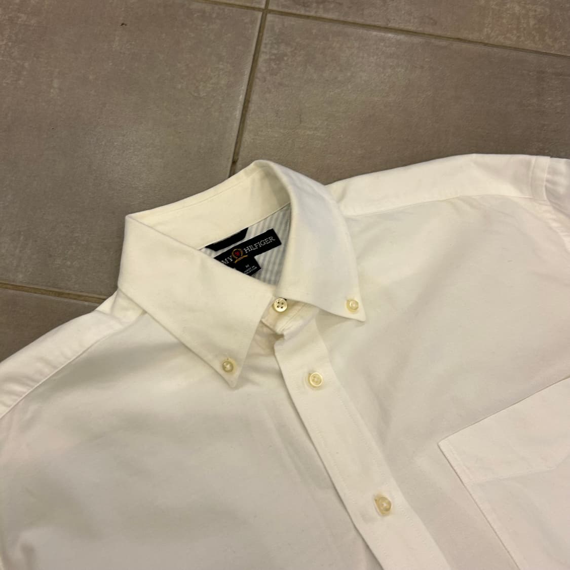 타미 월계수 화이트셔츠 상품이미지3