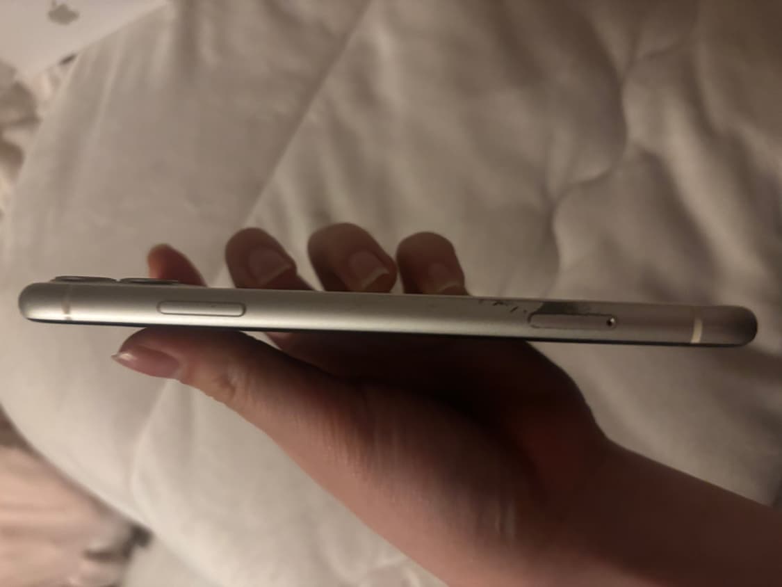 아이폰11 미니 화이트 128GB 성능 77% 상품이미지5