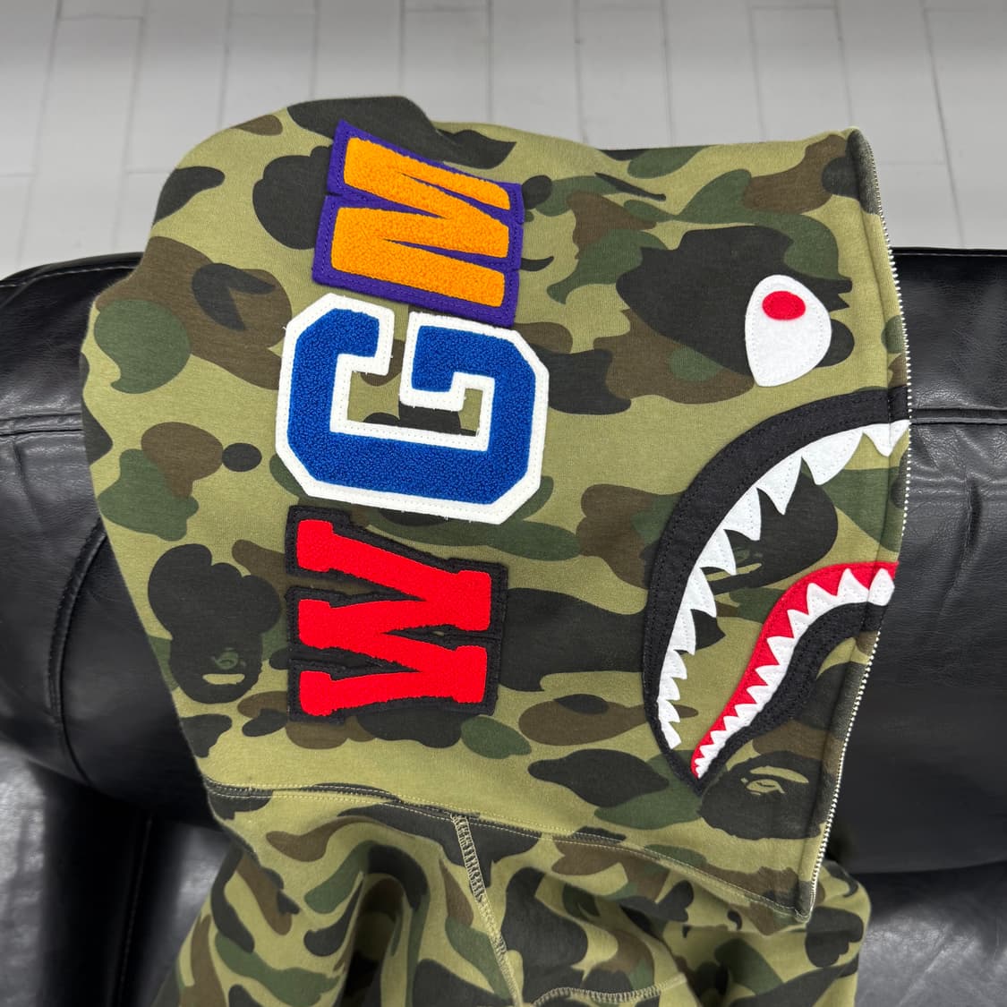 BAPE 녹계 샤크 윈드스토퍼 풀집업 후디 상품이미지4