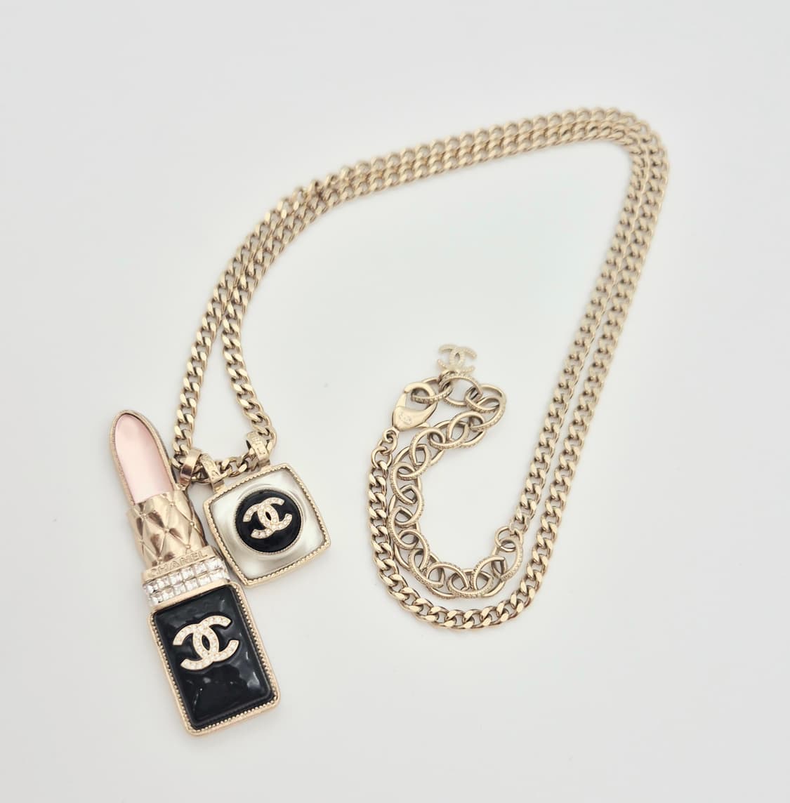 샤넬 립스틱 & 컴팩트 펜던트 목걸이 상품이미지7