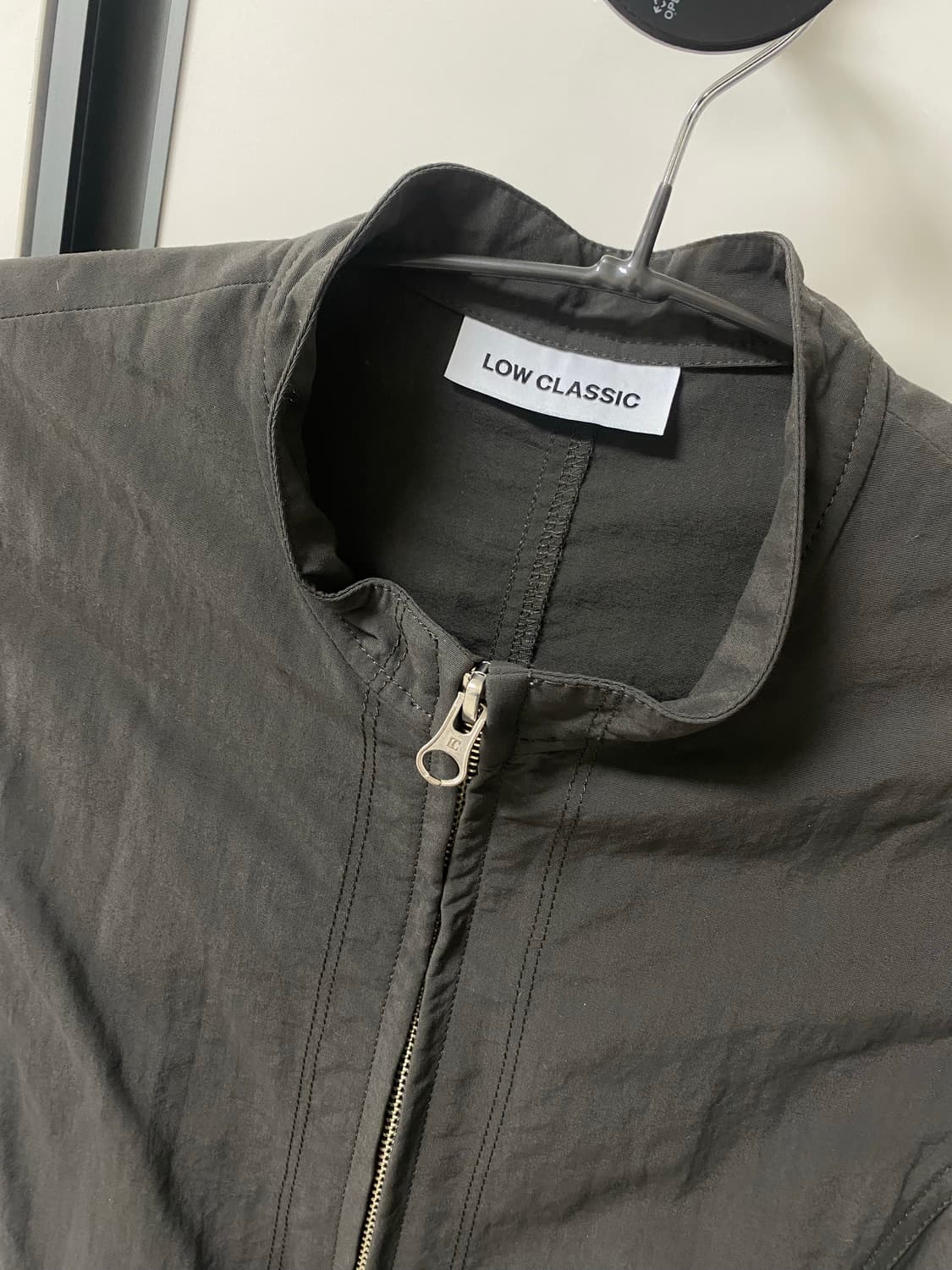 로우클래식 나일론 하이넥 원피스 차콜 상품이미지6