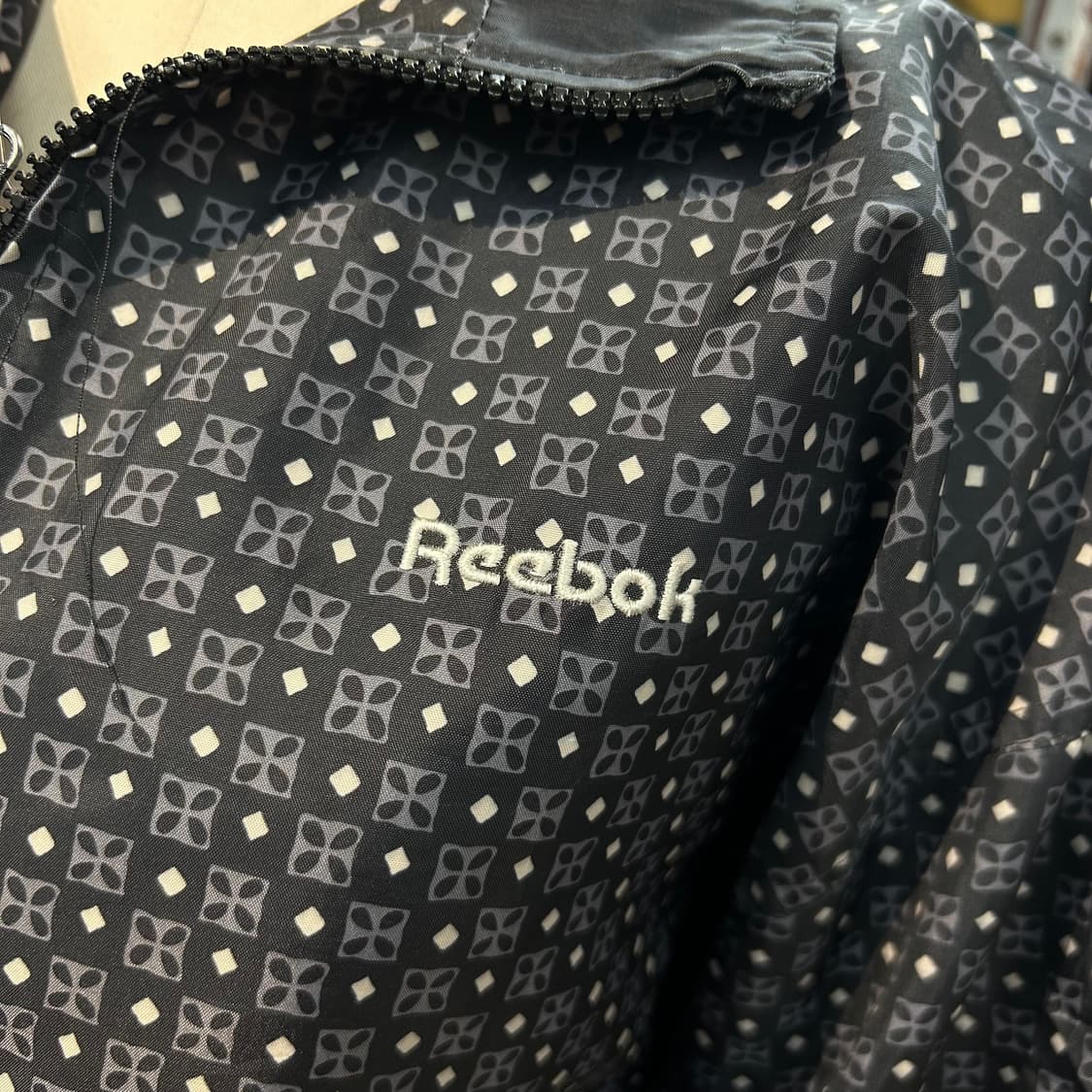 Reebok Over-Fit Crop Jersey 상품이미지3