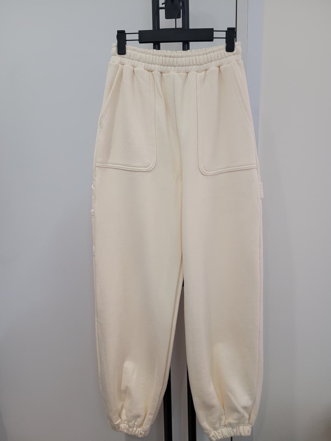 반원 아틀리에 아이보리 조거 트레이닝 팬츠 S사이즈 택달린새제품 상품이미지1