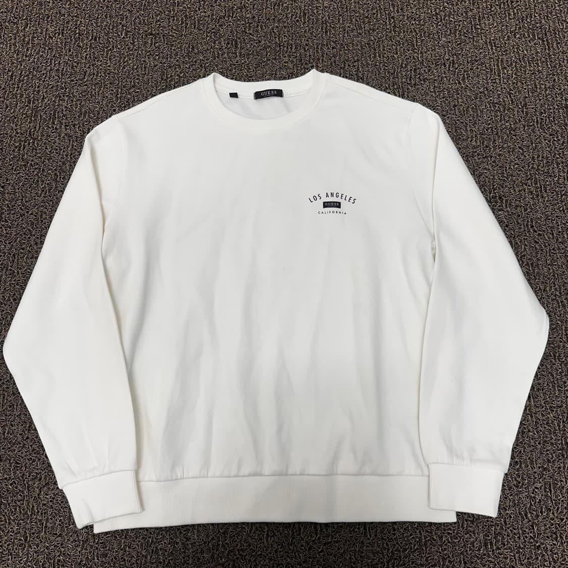 GUESS 게스 맨투맨 화이트 105(XL) 상품이미지1