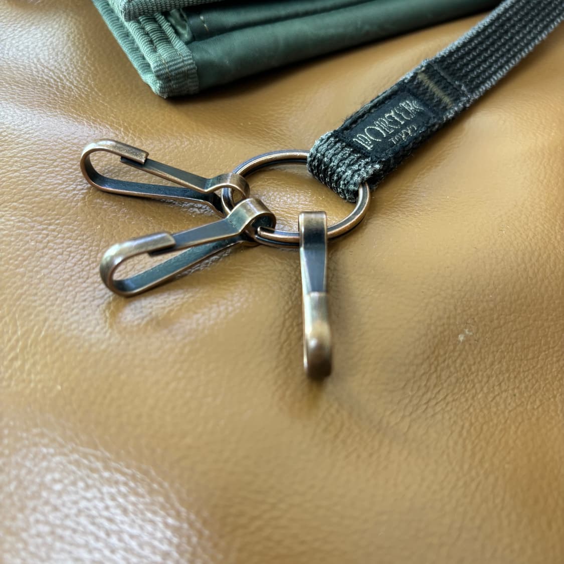 PORTER 포터 캡슐 폴딩 월렛 지갑 카키 그린 (스트랩 포함) 상품이미지2