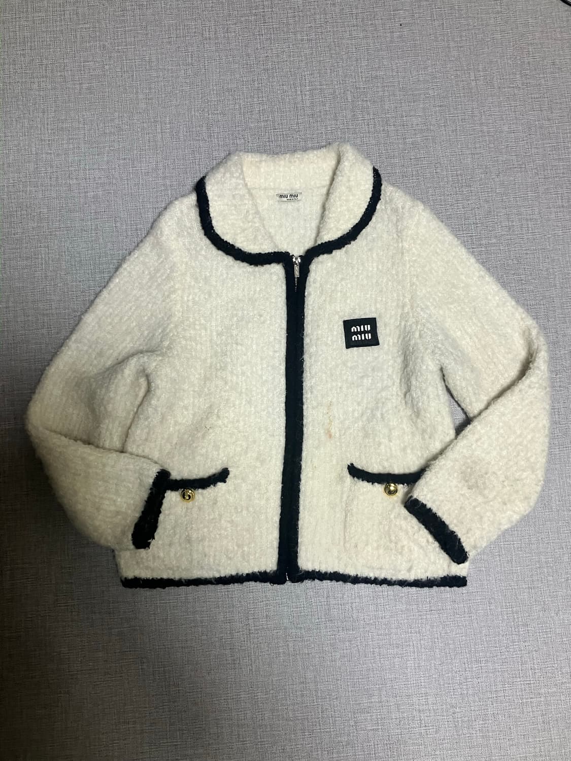 Miumiu 미우미우 시어링 라운딩 양털자켓 상품이미지1