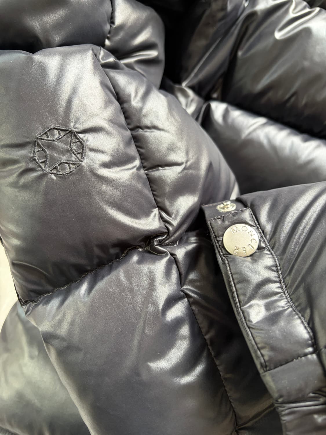 알릭스 x 몽클레어 지니어스 7 알몬드 20fw 패딩 ALYX x MON 상품이미지10