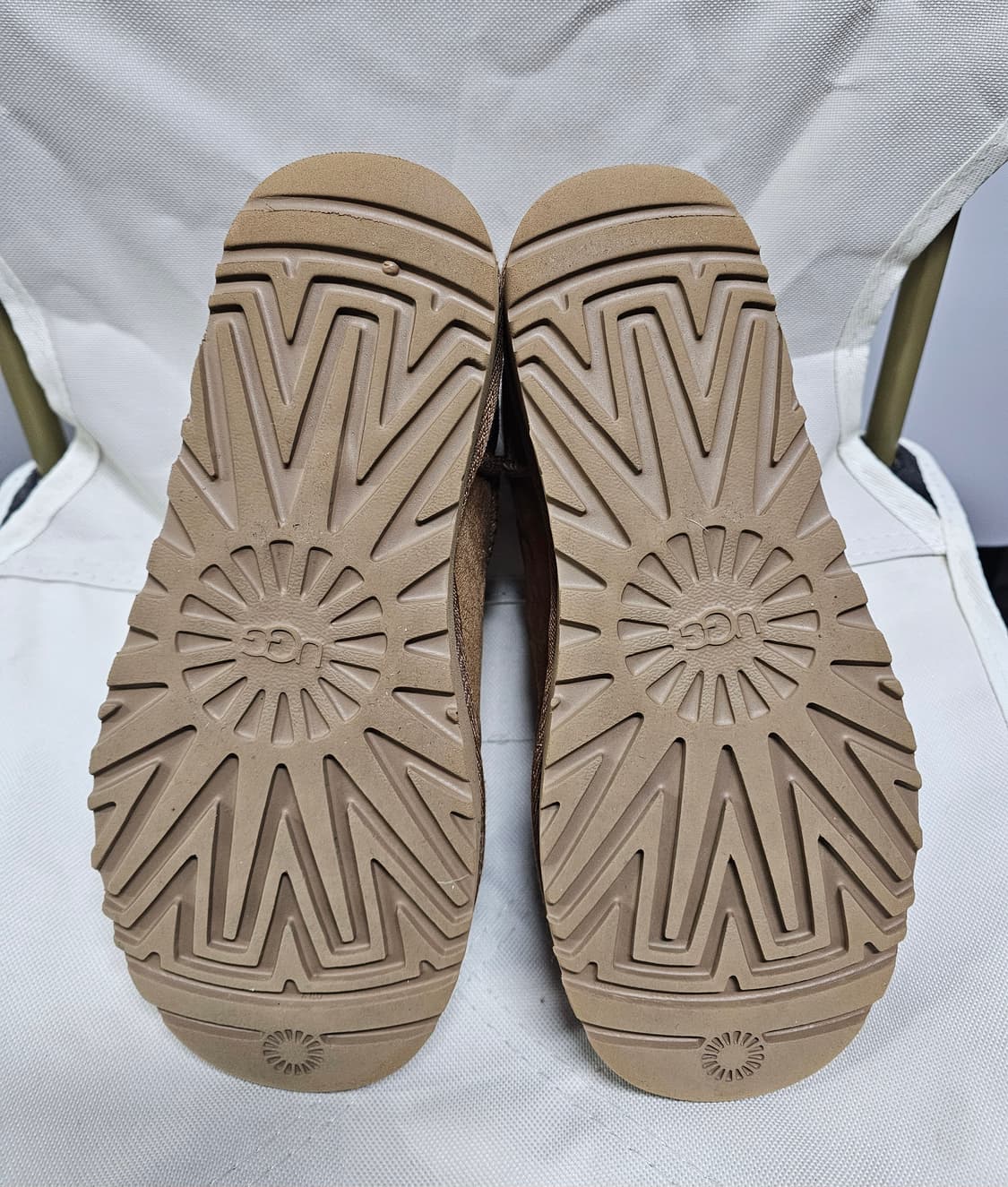 UGG 어그 클래식 울트라 미니 체스트넛 220 상품이미지4