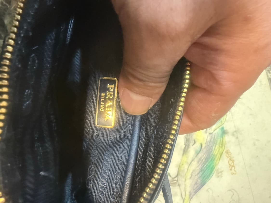 정품 프라다+사피아노레더 미니 숄더백 팝니다 상품이미지7