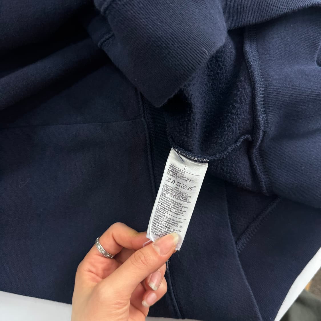 Gap 갭 아이보리 로고 네이비 맨투맨 상품이미지6