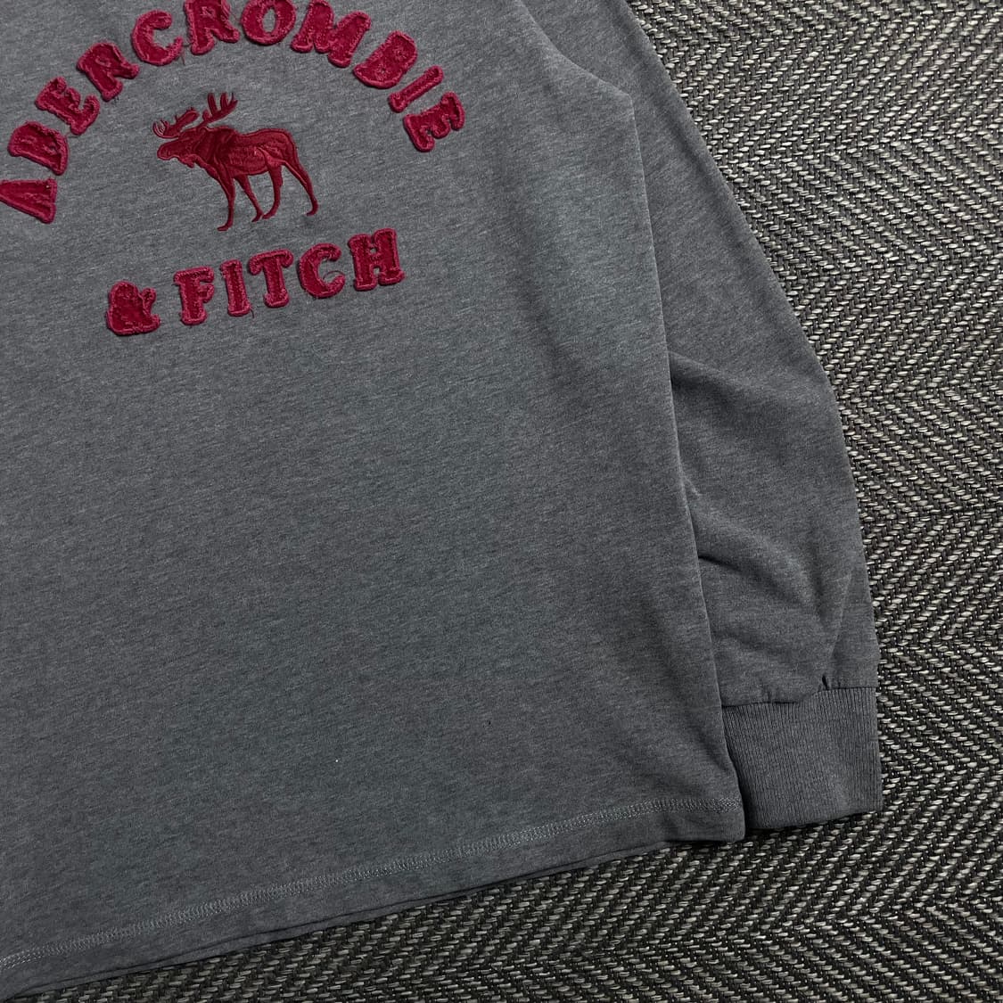 아베크롬비 y2k 무스 빅로고 롱슬리브o 4443 상품이미지2