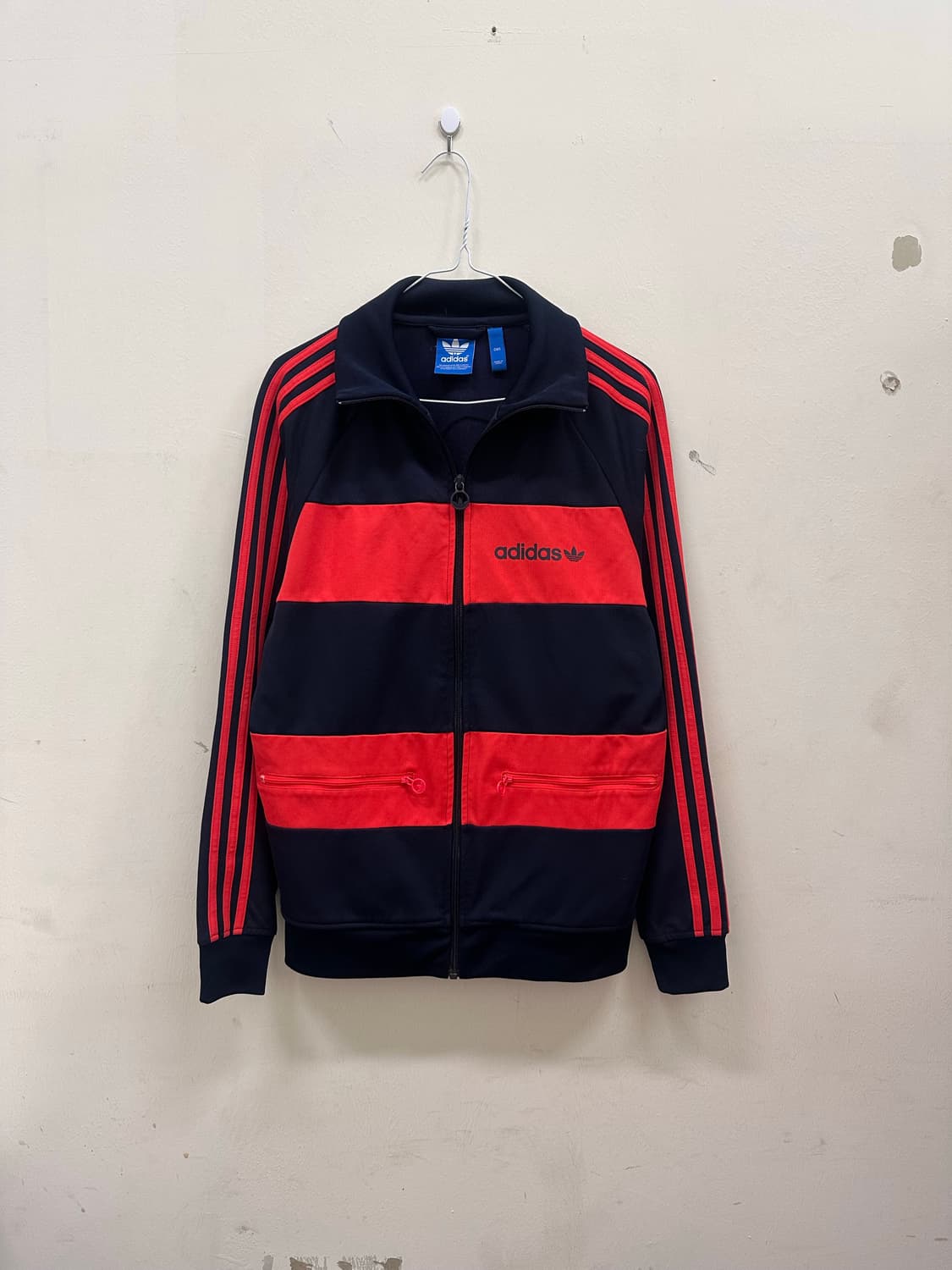 아디다스 베켄바우어 남빨 트랙탑 져지 상품이미지1