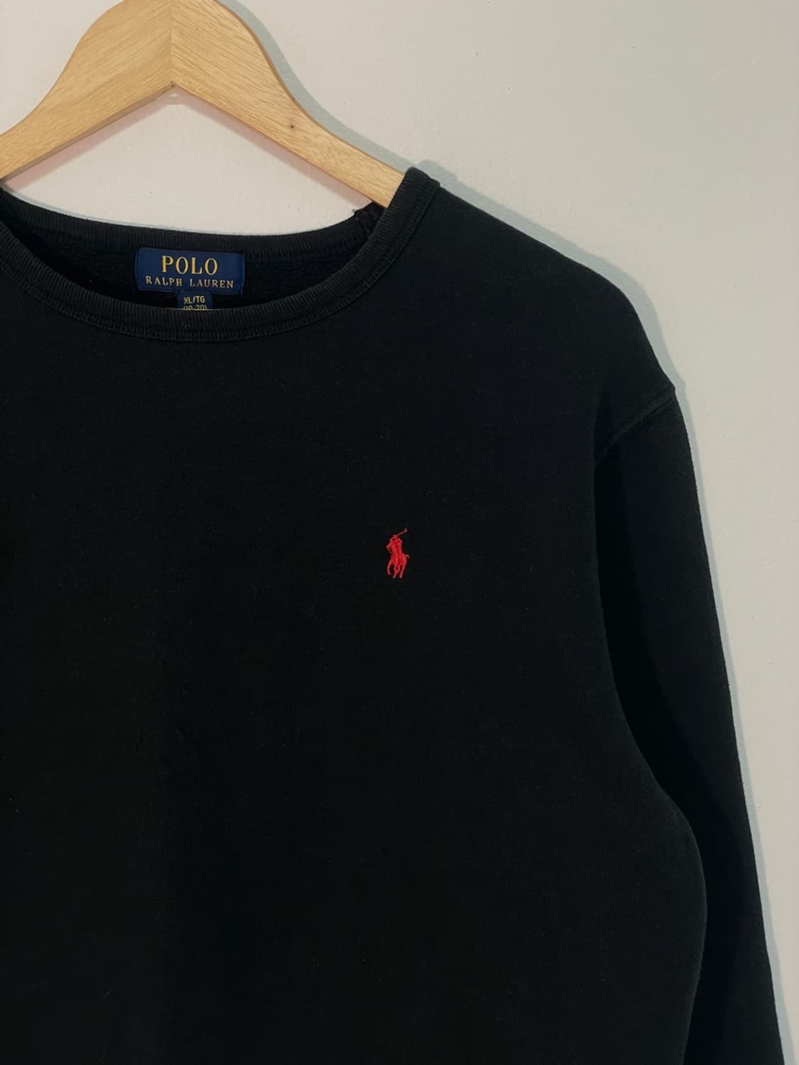 폴로 포니 블랙 맨투맨
 상품이미지4