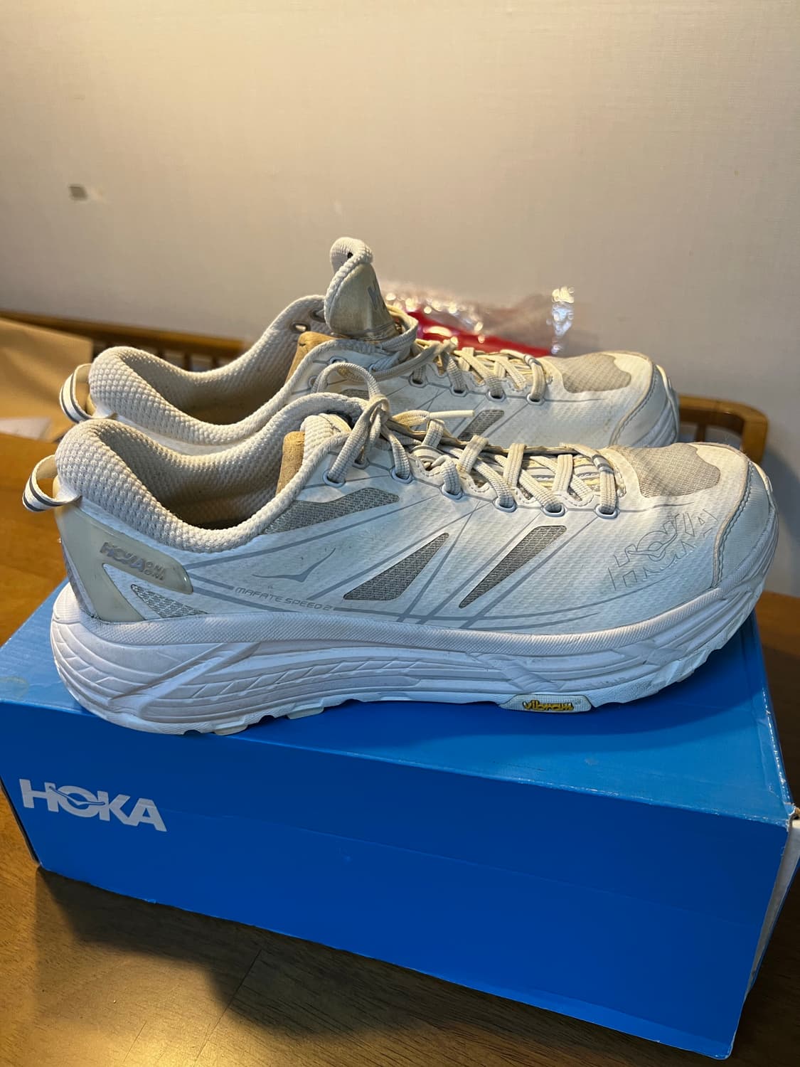 호카오네오네 마테파 화이트 295 상품이미지1