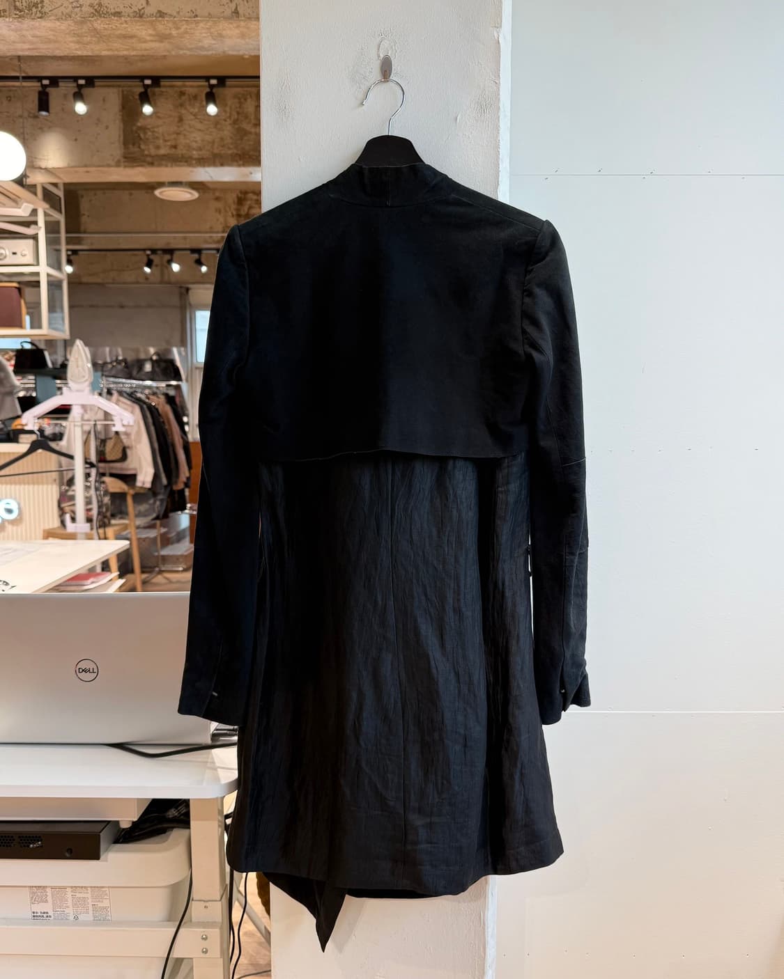 헬무트랭 블랙 드레이프 린넨 자켓  상품이미지7