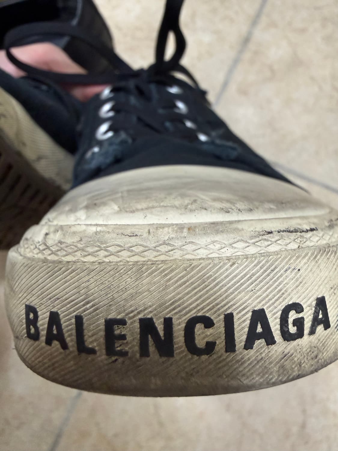 발렌시아가 스니커즈 파리스 43 상품이미지6