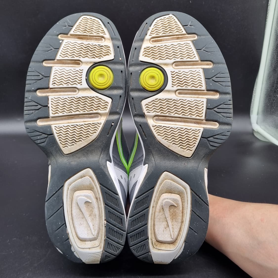 나이키 에어 모나크4 운동화275 상품이미지3