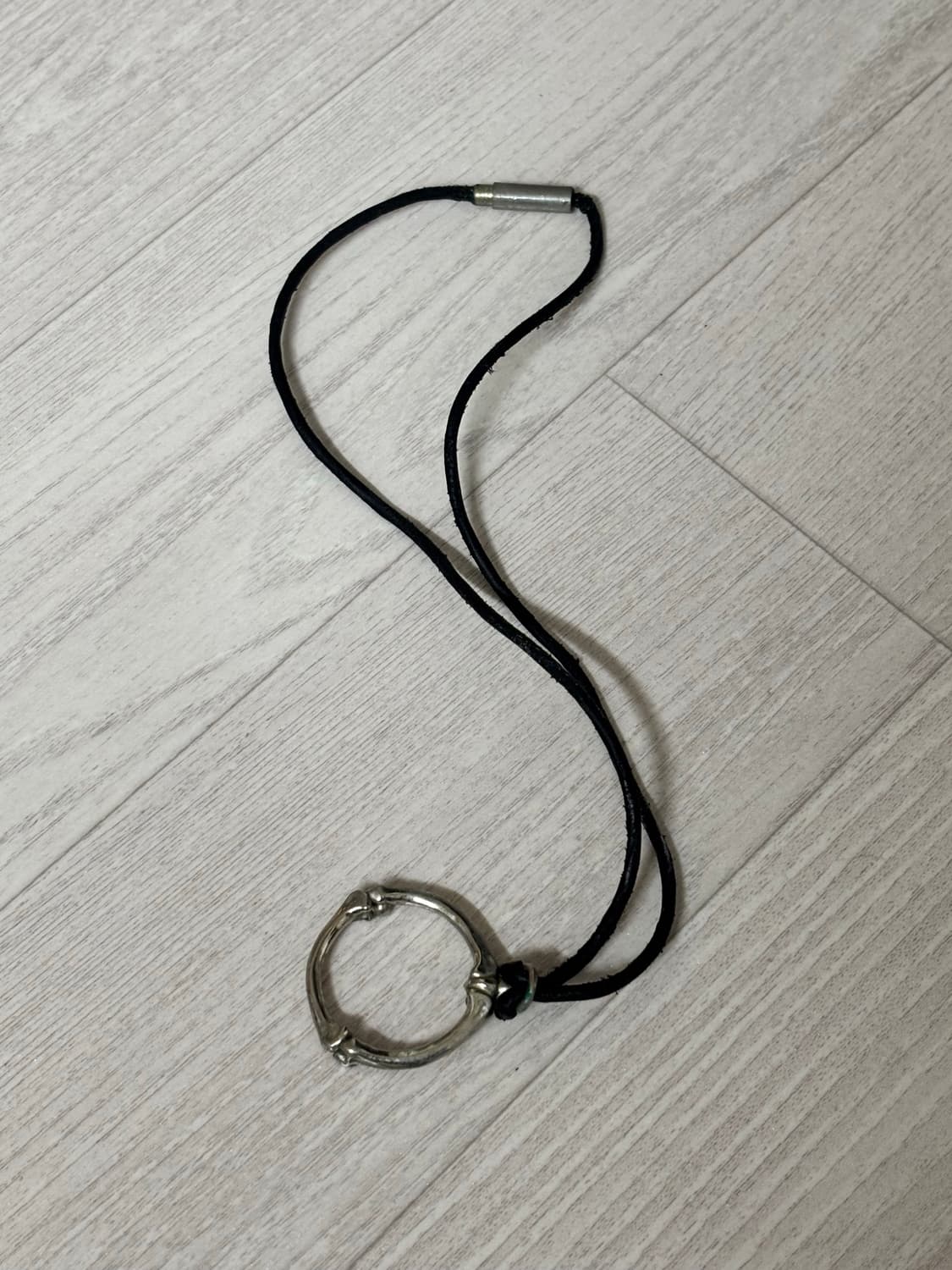 솔로이스트 글라스 목걸이 상품이미지1