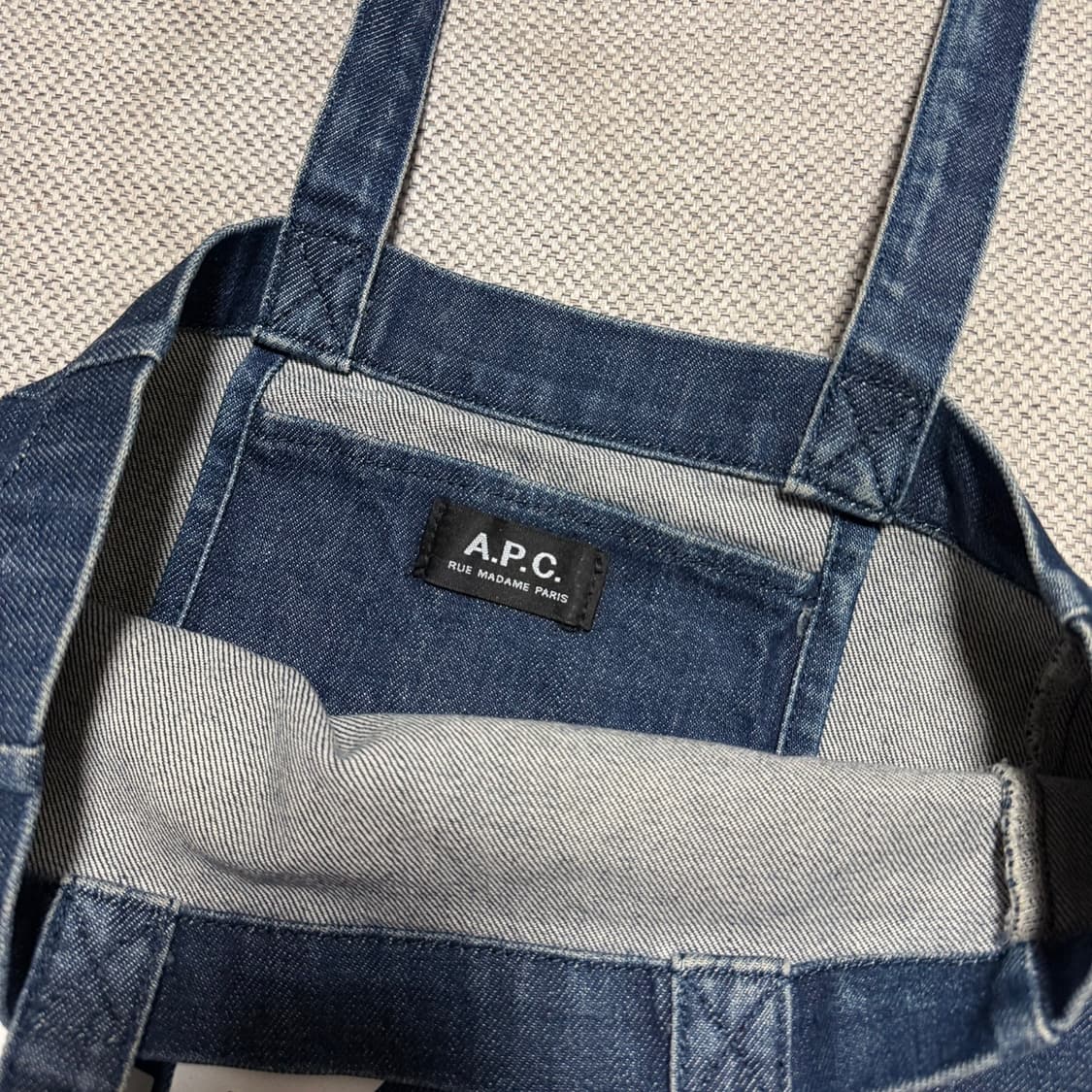 A.P.C (아페쎄) 데님 토트백 상품이미지3