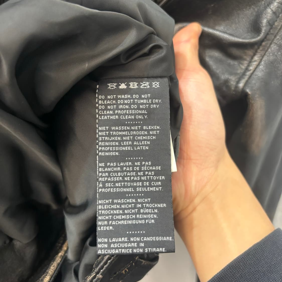 할리데이비슨 빈티지 디스트레스드 블랙 레더 자켓 XL 상품이미지7