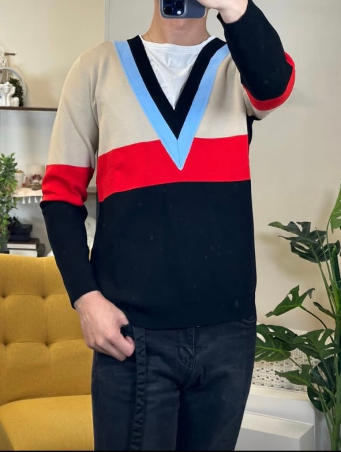 멀버리 LILLy  브이넥 오버핏 니트 WK4462 상품이미지1