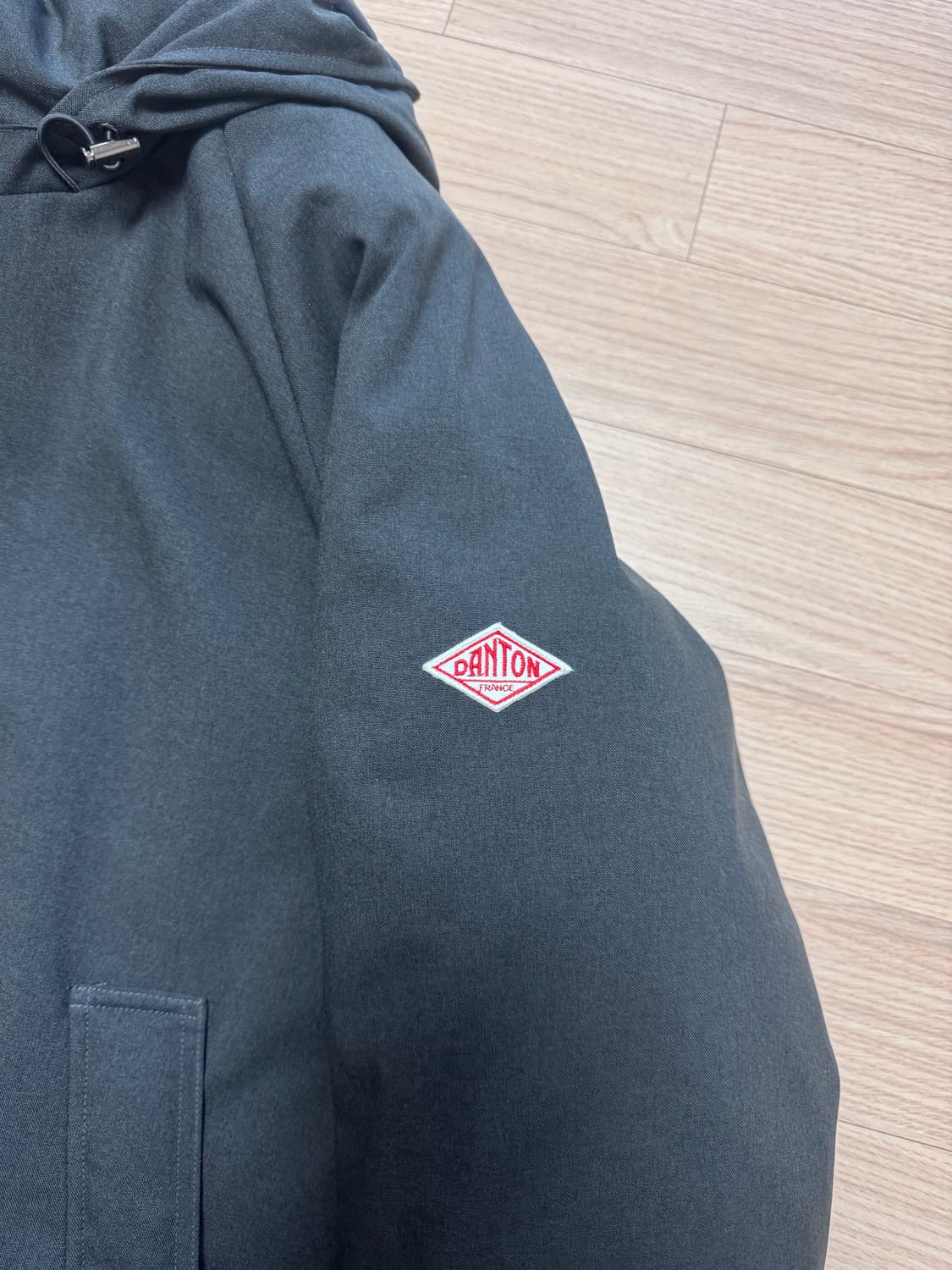 단톤 x 빔즈 블랙 패딩 자킷 L 상품이미지2