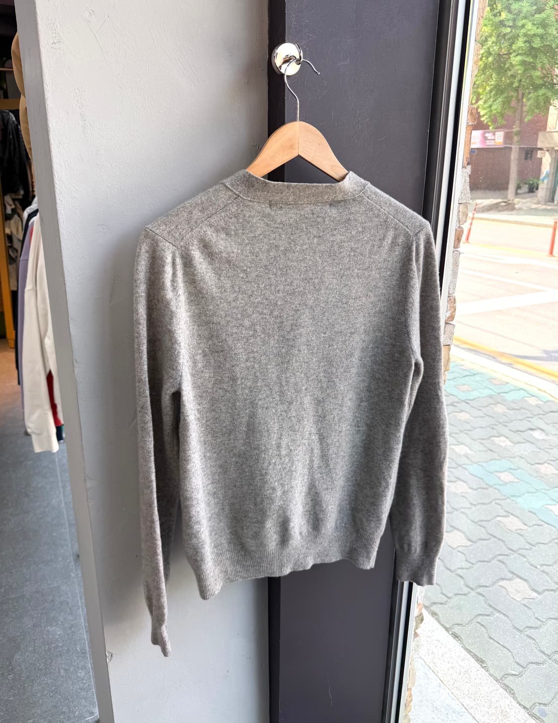 .S/ 꼼데가르송 플레이 블랙하트 그레이 가디건 상품이미지6