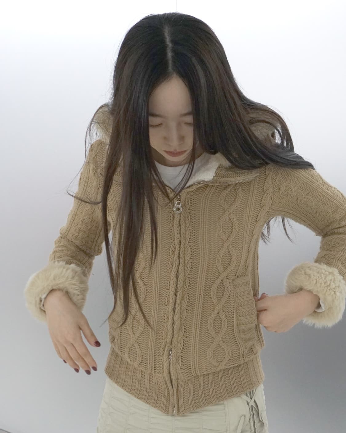 Cecil mc bee  fur knit zip up 상품이미지6