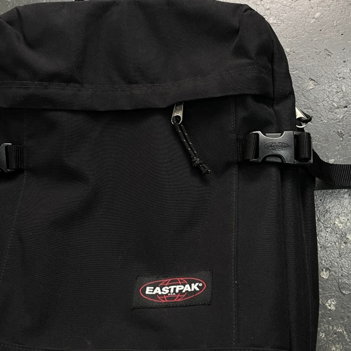 이스트팩 트래블백 백팩 상품이미지2