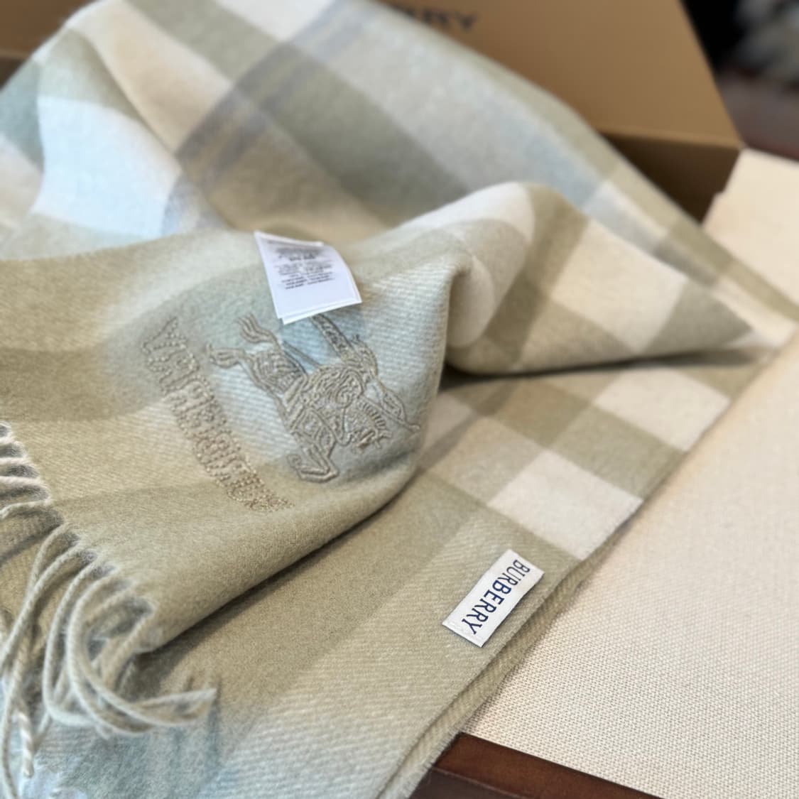 버버리 리버서블 스카프 100% 램스울
 상품이미지5