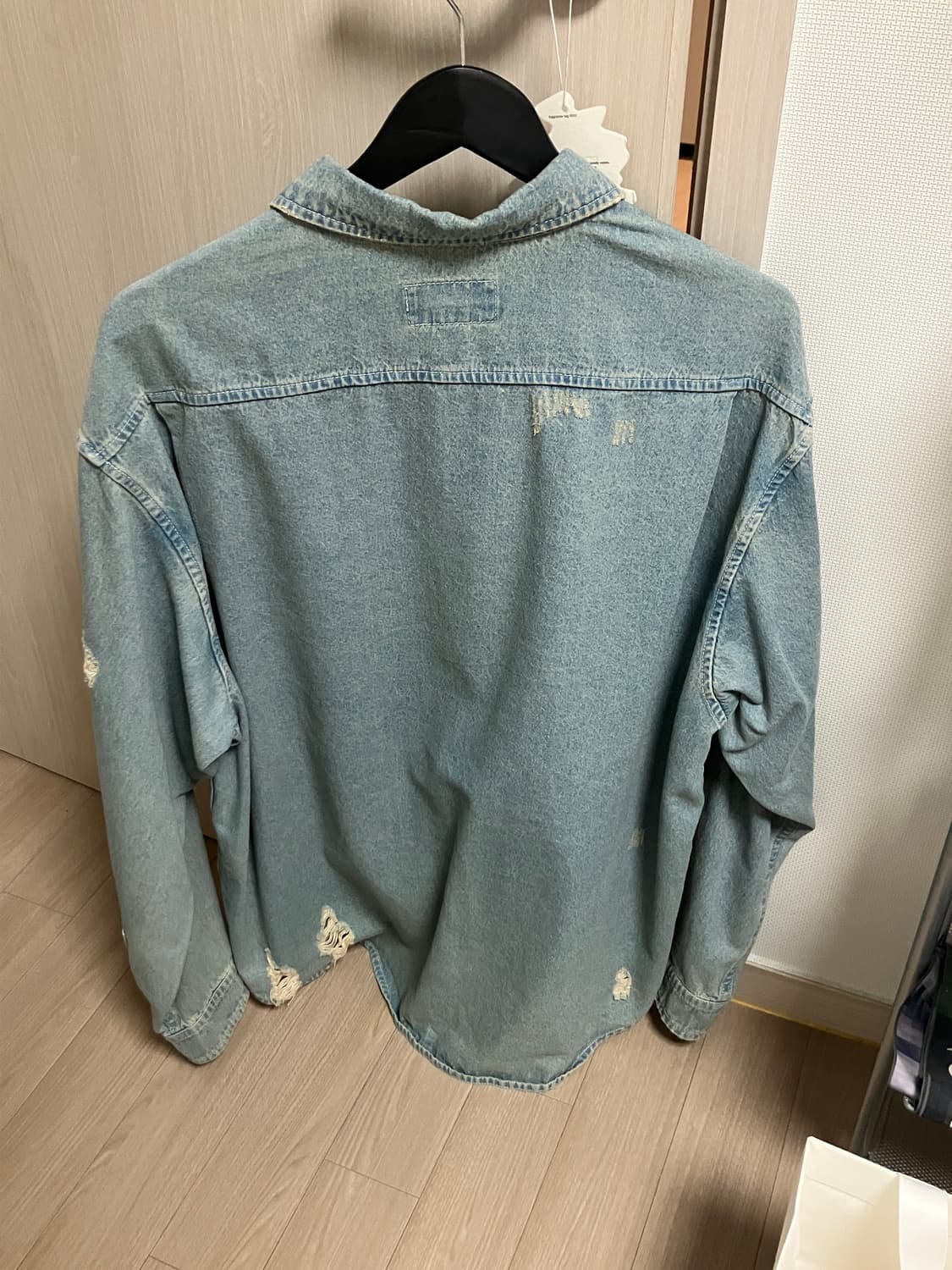 (XL) 디스이즈네버댓 데미지드 데님 셔츠 상품이미지2