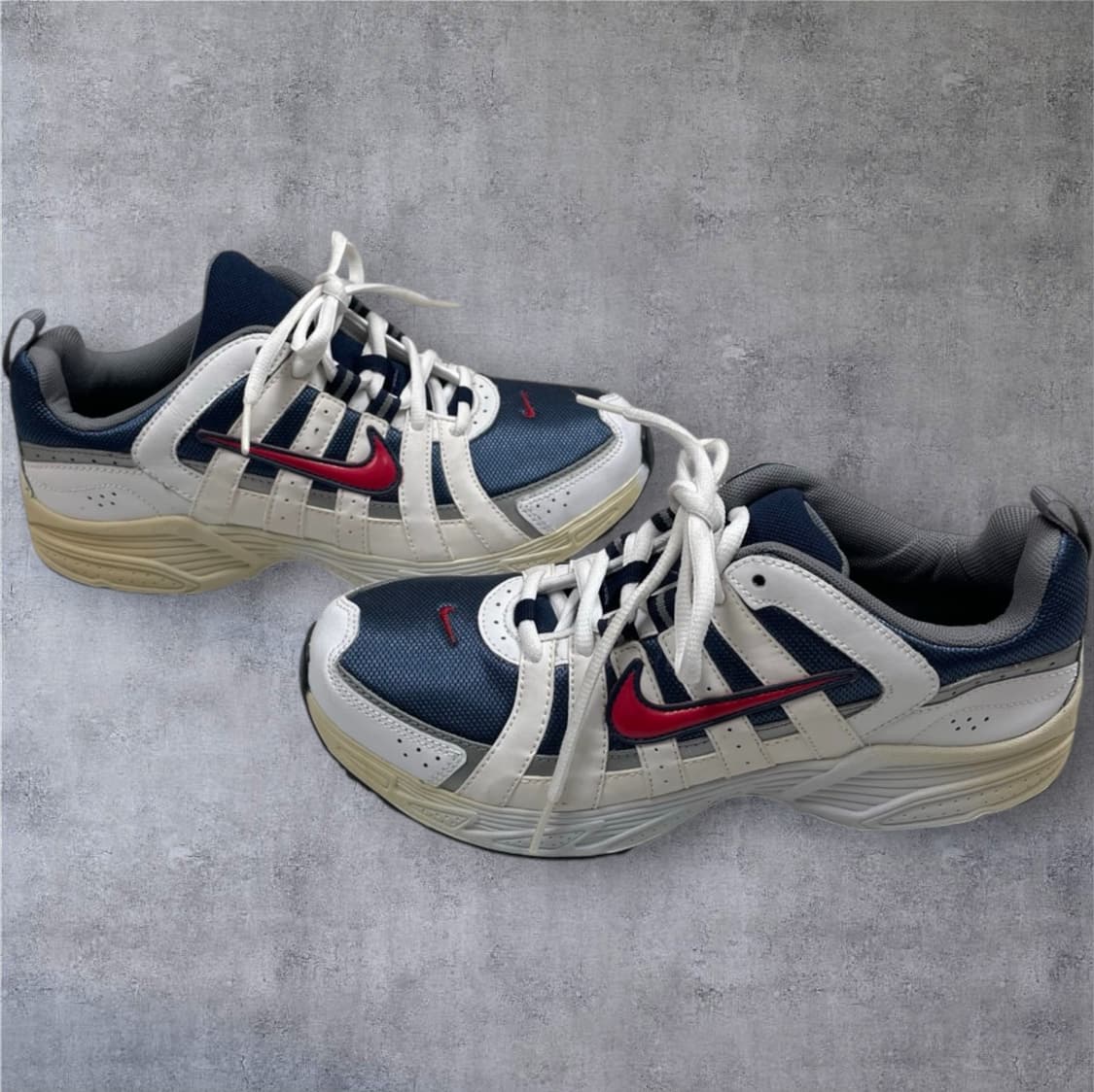 나이키 Nike 네이비 화이트 어드밴티지 레트로 러닝 스니커즈 250 상품이미지2