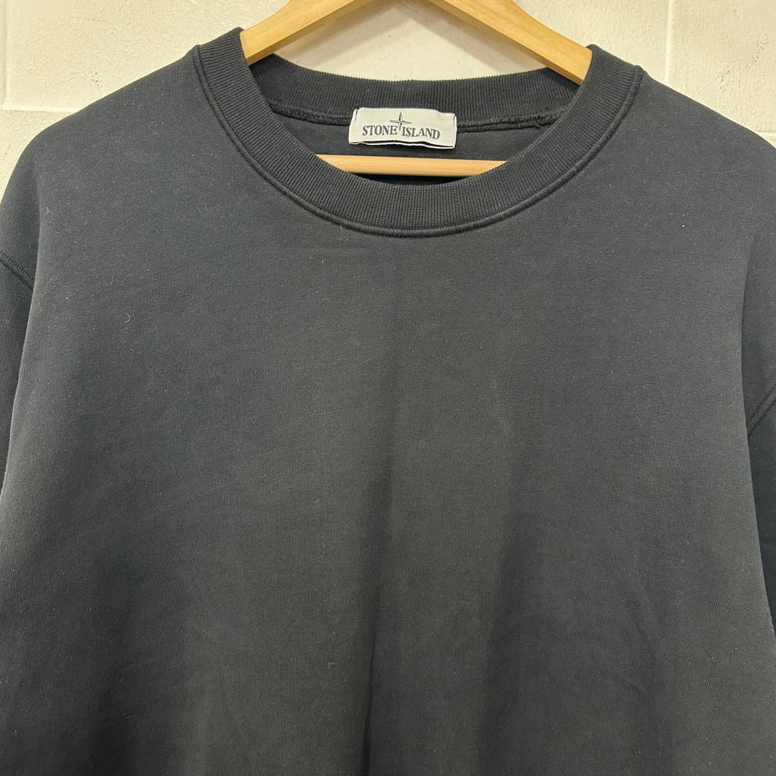 스톤아일랜드 맨투맨 상품이미지2