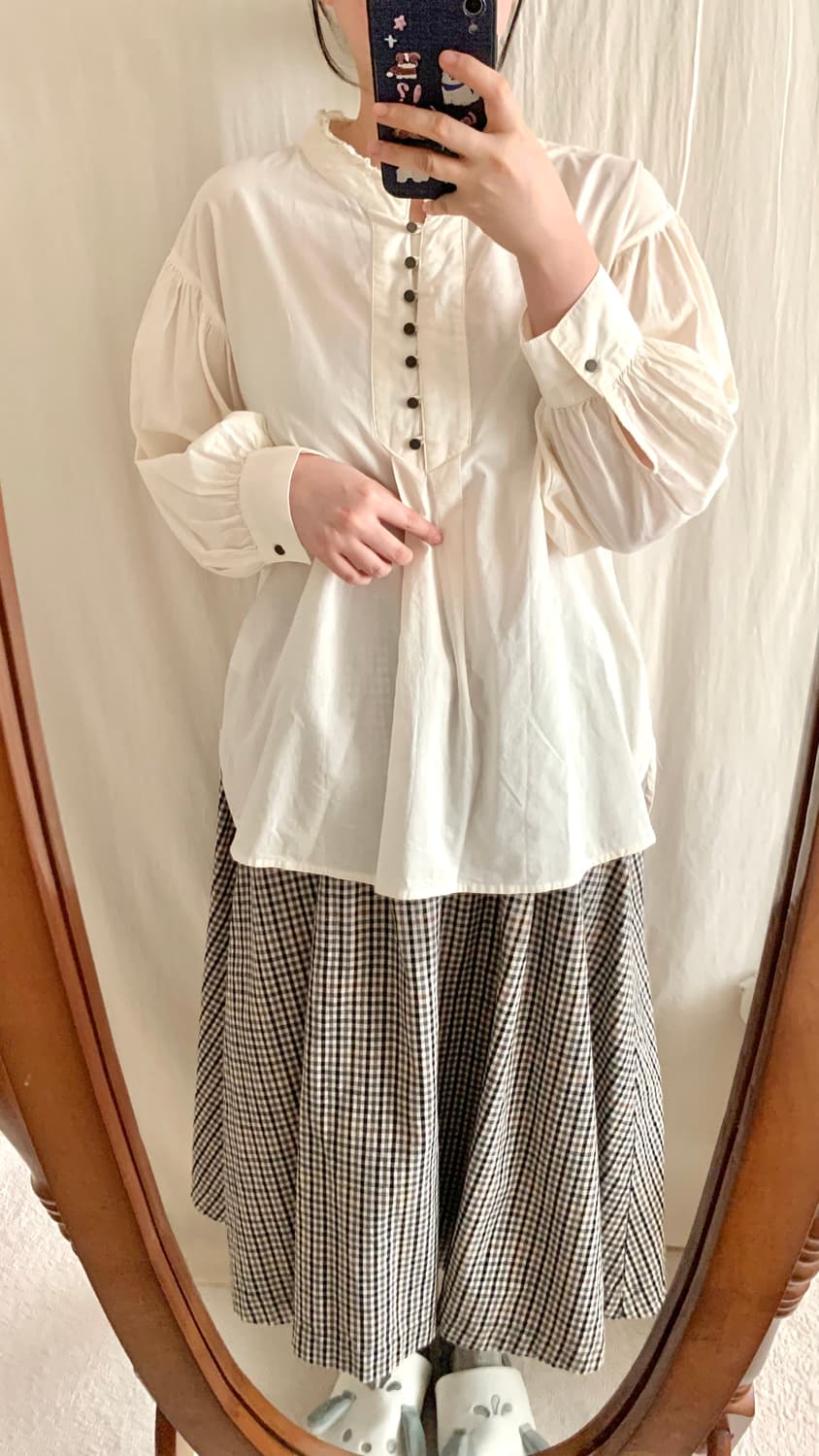 크림 프릴넥 벌룬 블라우스 상품이미지2