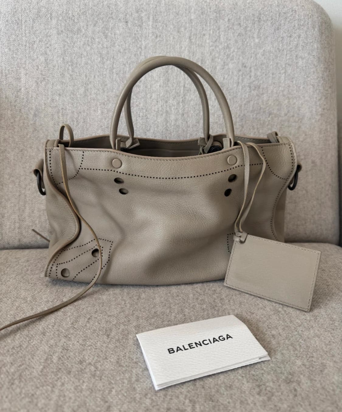 발렌시아가 모터백 스몰 상품이미지2