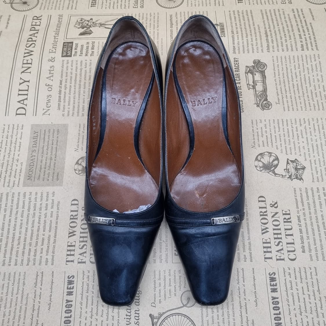 발리 BALLY 블랙 가죽 펌프스힐 235 굽5.5 상품이미지2