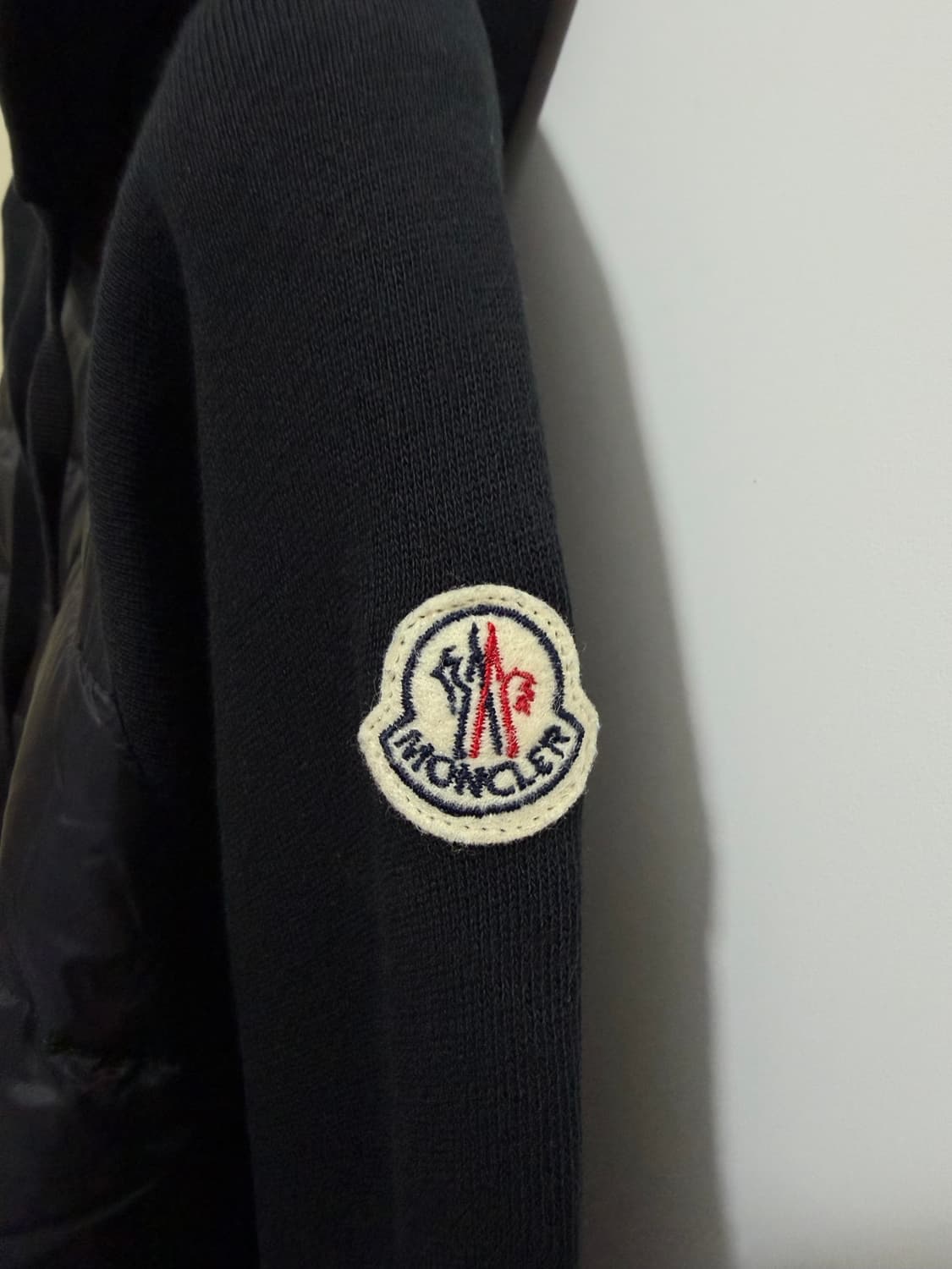 몽클레어 정품 여성 니트패딩 블랙 상품이미지4