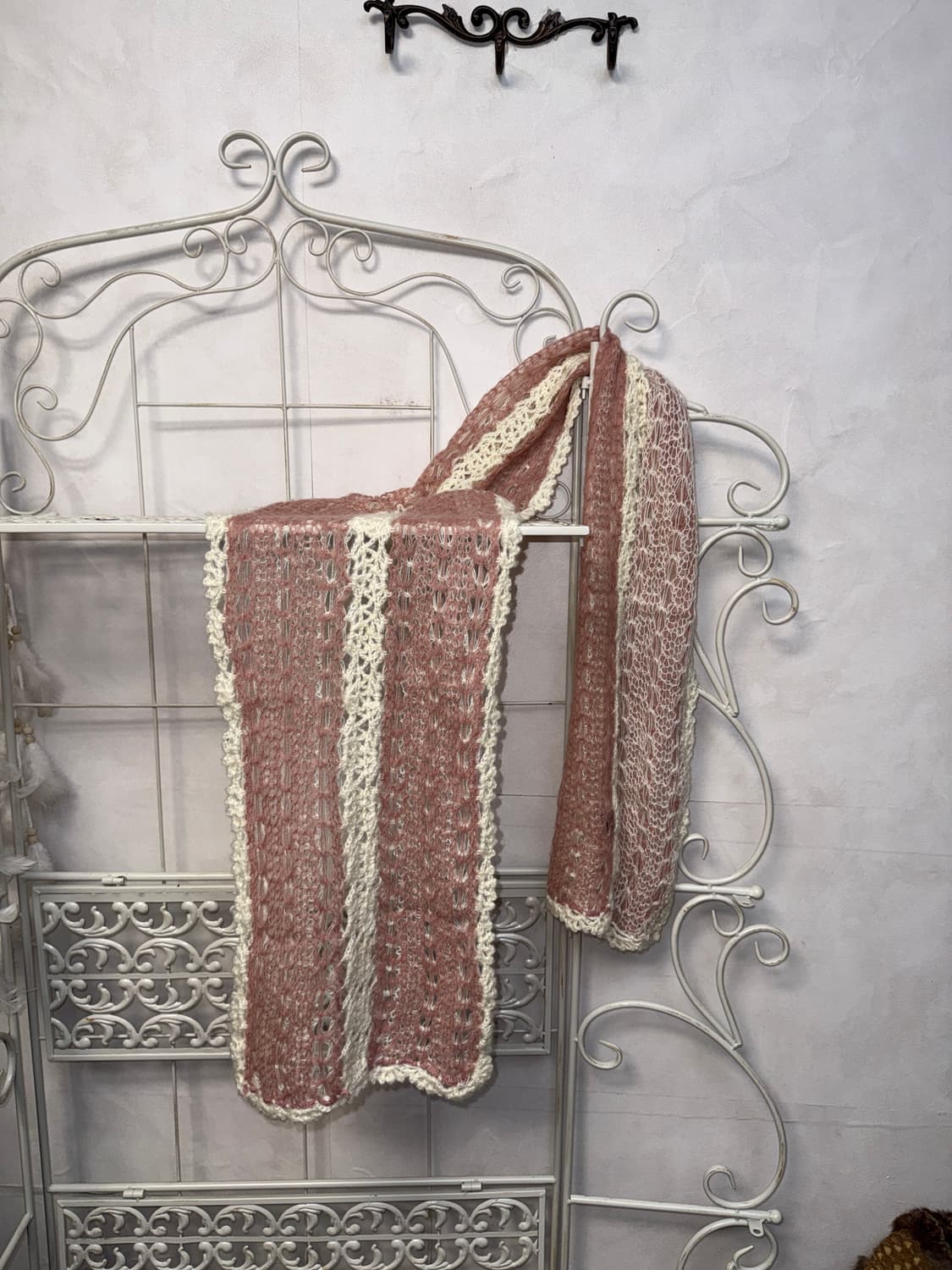 Pierre Cardin pink white crochet muffler 상품이미지2